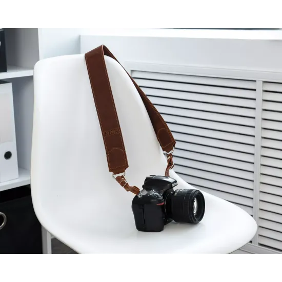 Ремінь для фотоапарата з натуральної шкіри  LA-17
