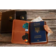 Обкладинка на паспорт старого зразка або закордонний з відділами для карток або купюр з натуральної шкіри LO-01