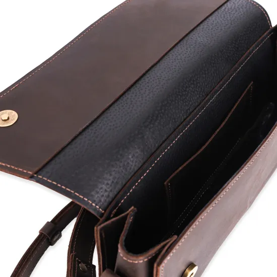 Жіноча сумка-багет з натуральної шкіри LS-23